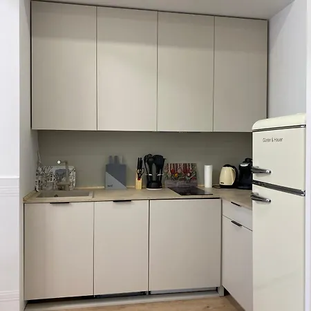 3 Bedrooms On Nasypna 3 Апартаменти *
