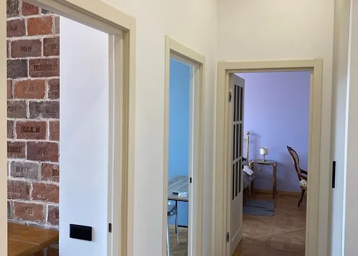 דירה 3 Bedrooms On Nasypna 3 לבוב