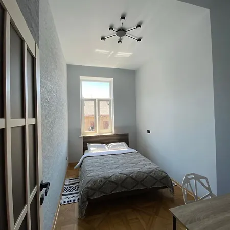 3 Bedrooms On Nasypna 3 * Lviv